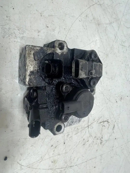 Válvula de combustível Mercedes Actros MP4 OEM A4710700055 image 2