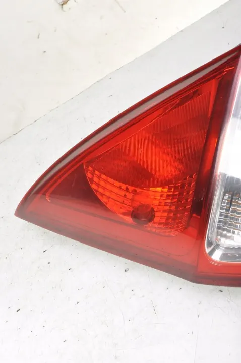 Phare arrière gauche Hyundai i30 OEM 92401-2L0 image 3