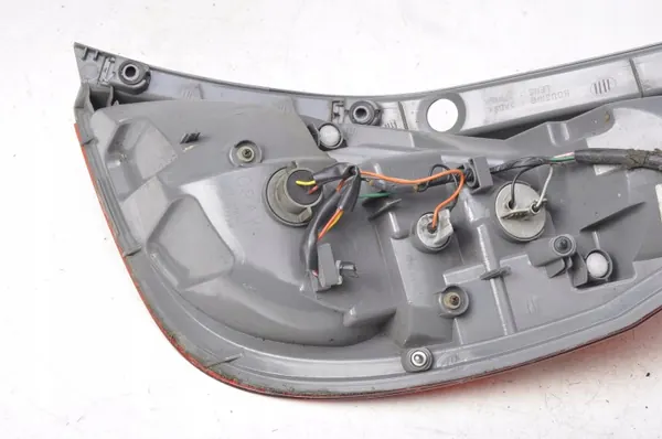 Phare arrière gauche Hyundai i30 OEM 92401-2L0 image 6