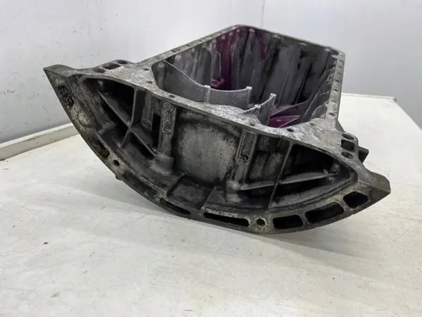 Oljetank Mercedes-Benz 611 014 09 02 image 4