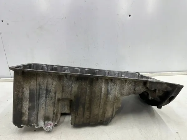 Oljetank Mercedes-Benz 611 014 09 02 image 5