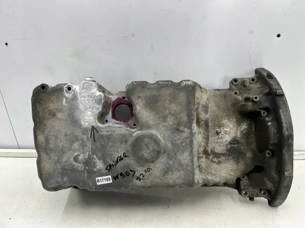 Oljetank Mercedes-Benz 611 014 09 02 image 6