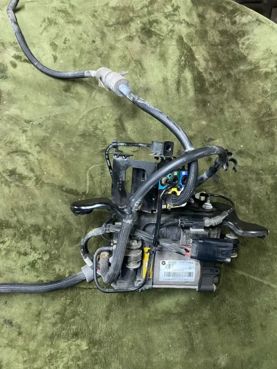 Voorvering compressor OEM 7J0837380A Jeep image 2