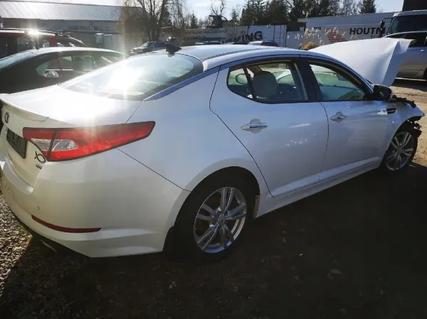 Kia Optima Vesiletkku 2012 1.7L 254112t000 image 10