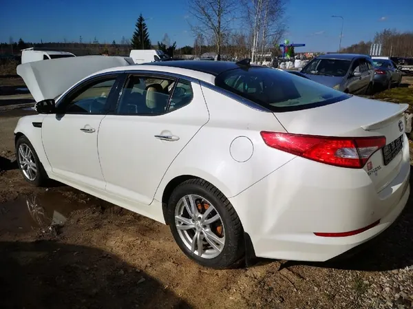 Kia Optima Vesiletkku 2012 1.7L 254112t000 image 9