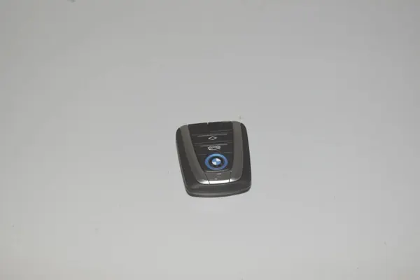 BMW i3 Nyckel OEM 66125A56083 - Begagnat skick image 2