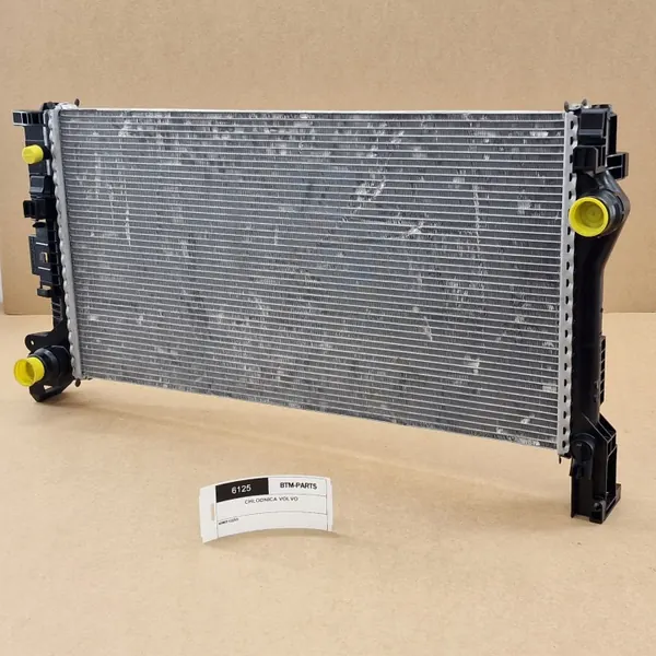 Radiateur d'eau OEM OT@5# VO2307 pour Volvo XC60 II image 2