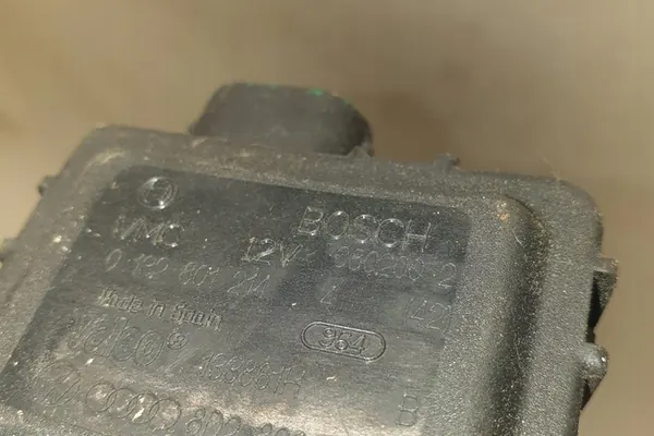 Verzamelklep motor SEAT CORDOBA 1.0L benzine image 3