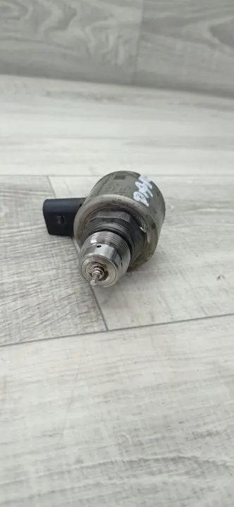 Soupape régulateur pression carburant OEM 72100503 DAF XF 106 image 2