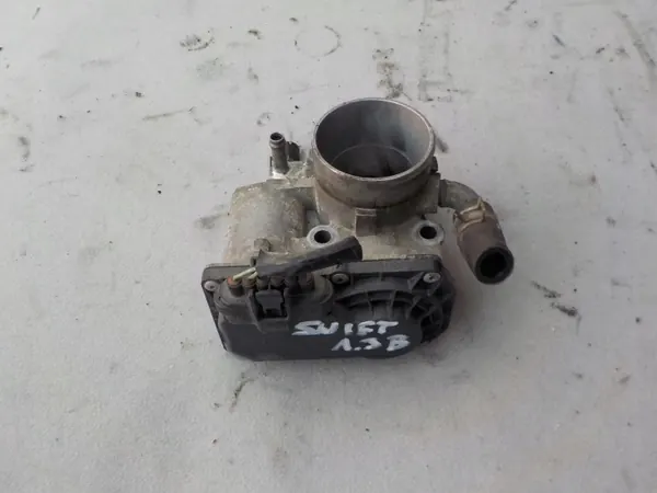Corps de papillon OEM Suzuki Swift MK6 1.3 16V 2008 image 2