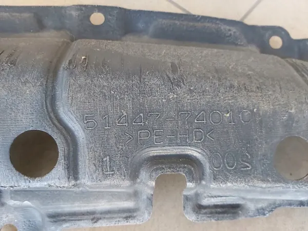 Sous-cache pare-choc Toyota IQ OEM 51447-74010 image 4