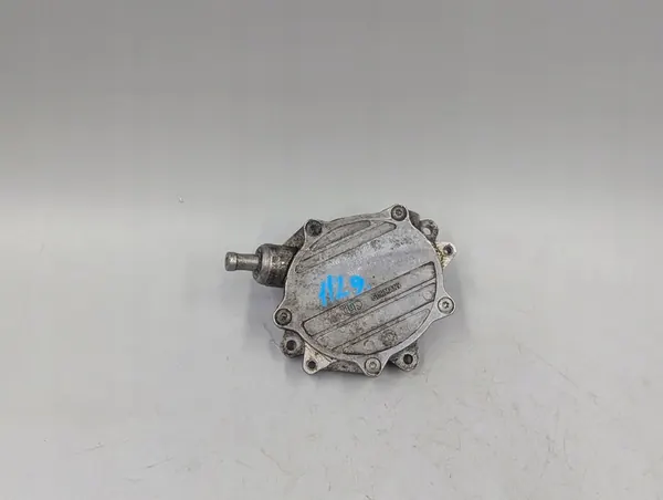 BMW E46 Vacuum Pump 11667502656 LUK 11667502651 image 2