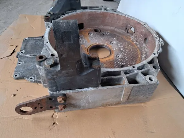 Man Tgx E6 D2676 Boîtier d'Embrayage 51014013297 image 3