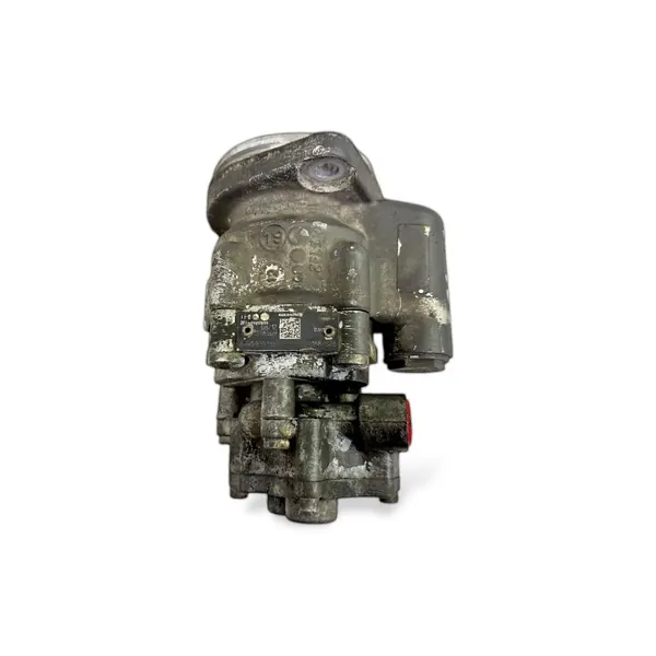 Bomba de dirección asistida DAF OEM 1687826 - Usada image 3