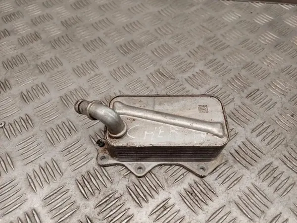 Ölkühler Jeep Cherokee OEM 04893770AC - Gebraucht image 2