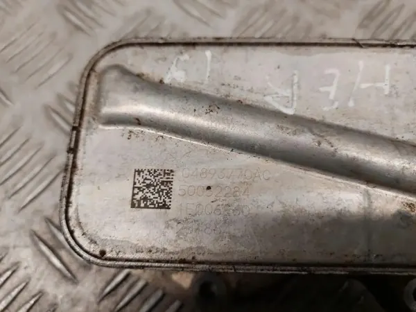 Ölkühler Jeep Cherokee OEM 04893770AC - Gebraucht image 3
