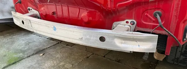 Chevrolet Camaro 2021 Takapuskurin Palkki image 2