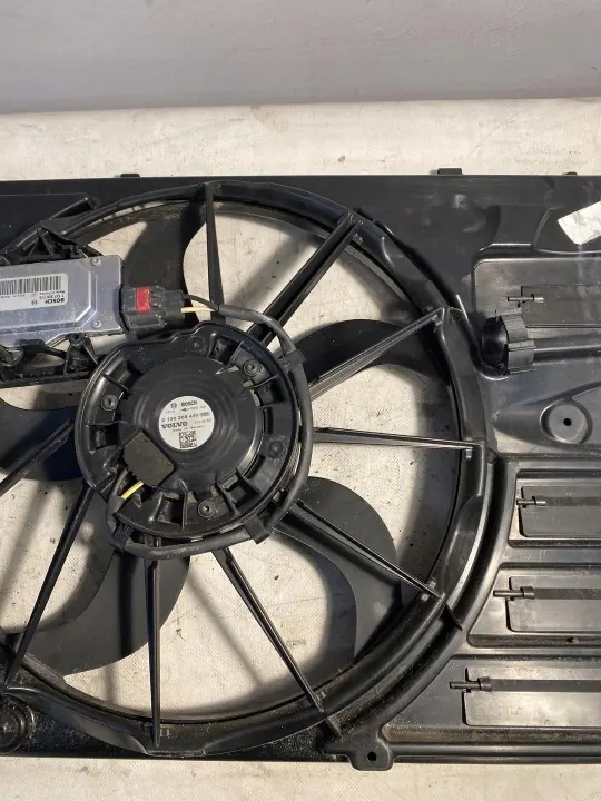 Volvo OE Ventilateur Refroidissement OEM 31319166 image 3
