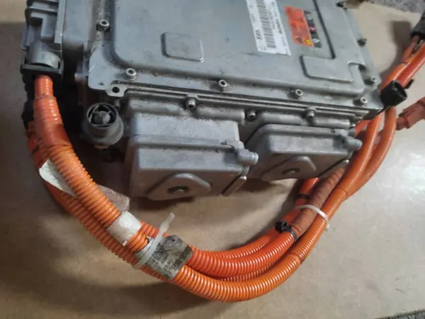 Inversor Opel Ampera OEM 12625132 - Usado image 4