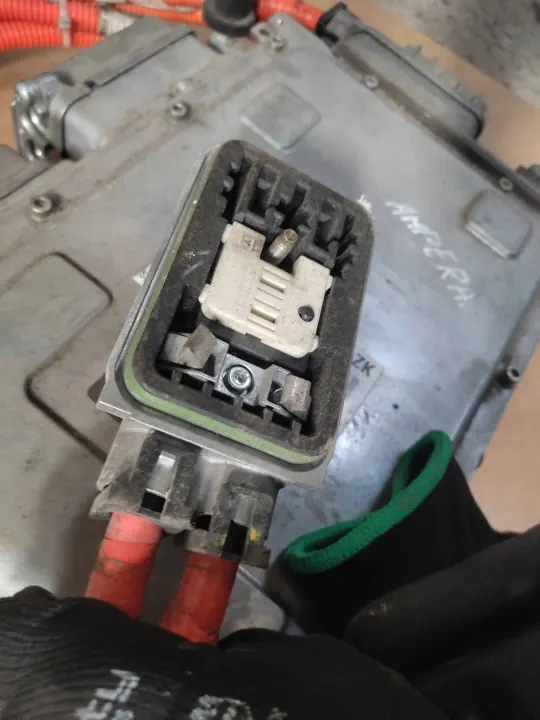 Inversor Opel Ampera OEM 12625132 - Usado image 9
