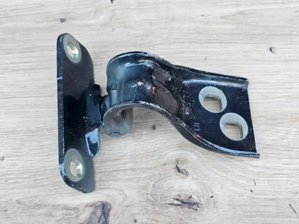 Opel Astra J GTC bagageluckgångjärn OEM 13275575 13258165 image 6
