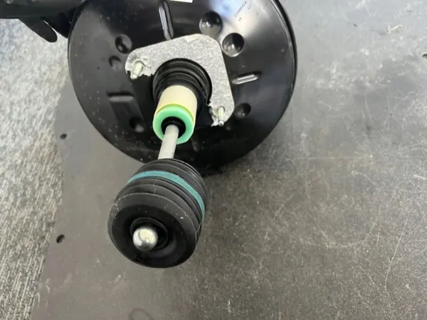 Servo de frein Volkswagen OE 5Q1614105CM d'occasion image 6