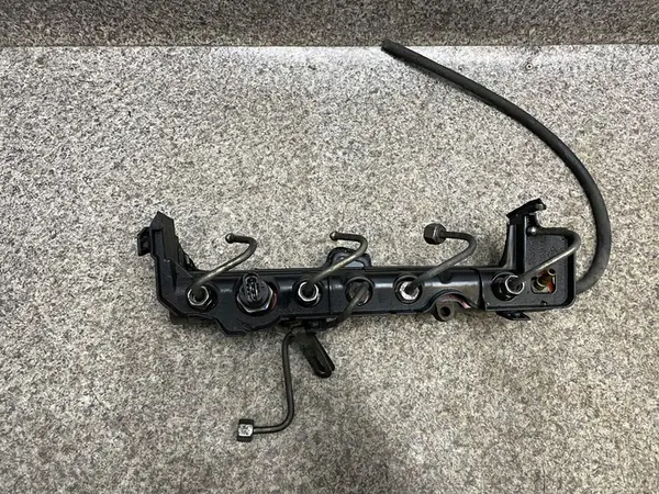 Brandstofregelaar sensor injector rail Suzuki Grand Vitara 2 image 2