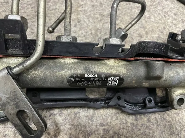 Brandstofregelaar sensor injector rail Suzuki Grand Vitara 2 image 4