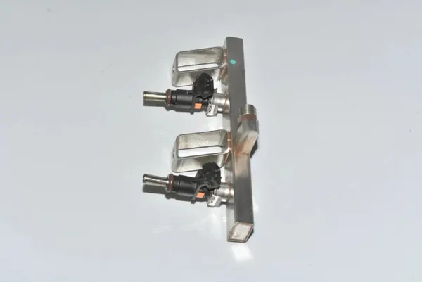 BMW I3 Ruiskutusputki OEM 8529936 - Käytetty image 3