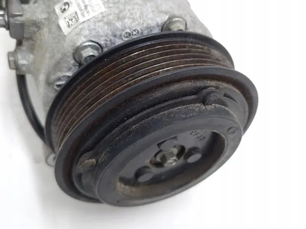 A/C Kompressori BMW 7 G11 G12 2017 image 7