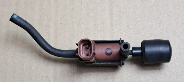 Undertrycksventil OEM 25860-27010 för Toyota RAV4 2.0 D-4D image 3