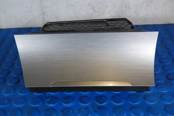 Volkswagen Golf VII Gaveta console central OEM 5G1863391 image 2