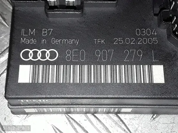 2005 Audi A4 B7 ECU 8E0907279L Used image 4