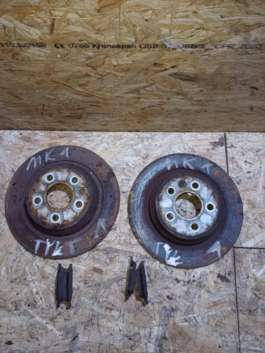 Disques de frein arrière Ford Kuga MK1 OEM Tarcze tył image 2