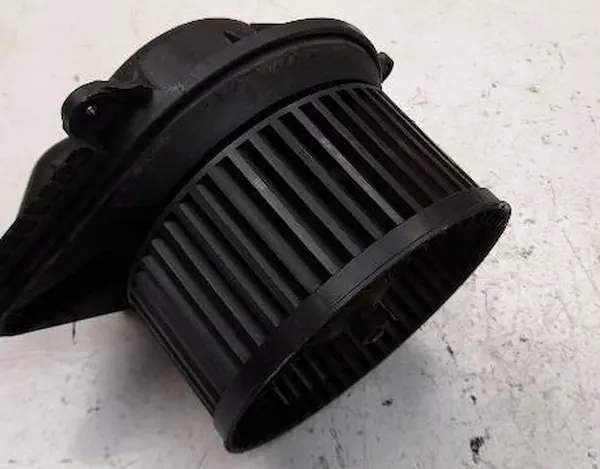Ventilateur de chauffage Peugeot 406 659963H image 3