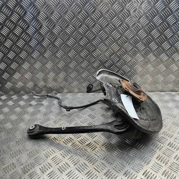 Mozzo sterzo posteriore sinistro Audi A5 (F53) 8W0598607 image 3