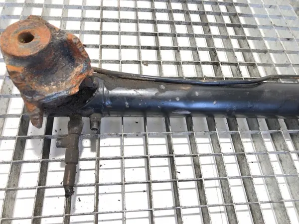 Ohjaamon nostosylinteri OEM 5010316793 Renault Trucks image 5