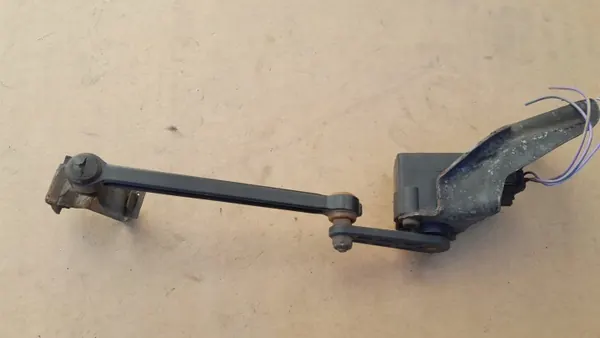Xenon-Scheinwerfer-Niveausensor OEM 4B0907503 Links Vorne image 5