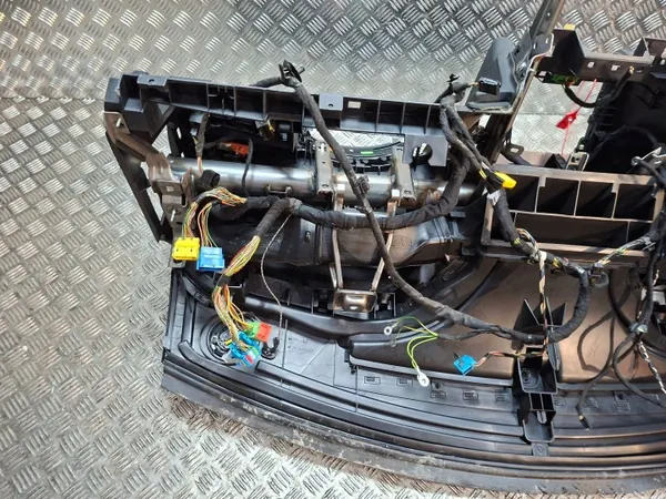 Consolepaneel OEM S26312902 voor Citroen C4 II B7 image 10