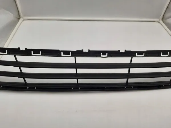 Ford Mondeo mk5 framstötrasters galler OEM ds73-7b968 image 3