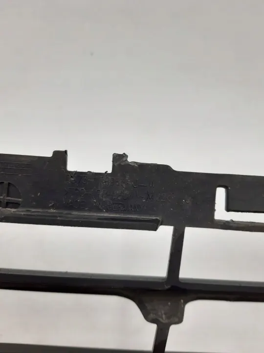 Ford Mondeo mk5 framstötrasters galler OEM ds73-7b968 image 9