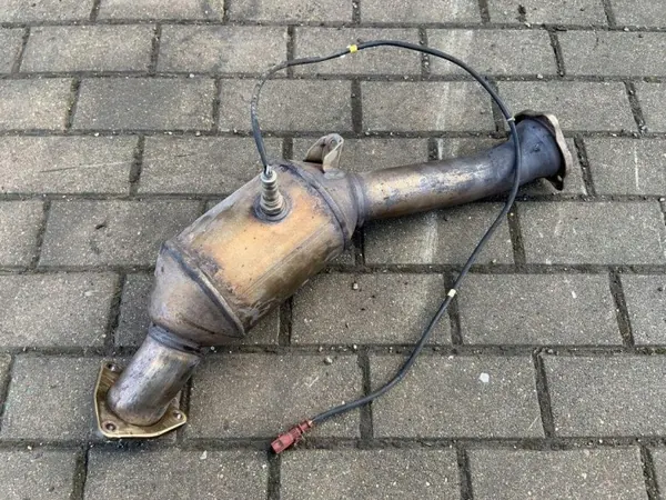 Gebrauchter Katalysator OEM 7L8254301Q für Audi Q7 3.0L image 2