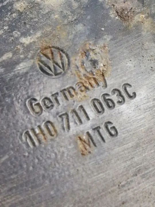 Versnellingspook OEM 1H0711063C voor VW Golf III image 3