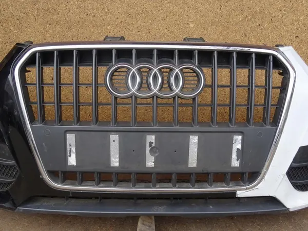 AUDI Q3 8U Parachoques Delantero con Rejilla y Sensores PDC OEM image 5
