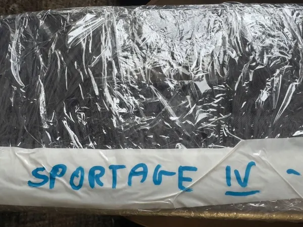 Kia Sportage IV bakluckerullgardin OEM image 10