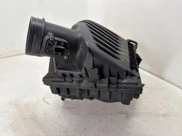 Ilmansuodattimen kotelo BMW F45 1.5T 10543510 image 5