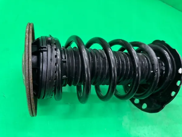 MACPHERSON Voor Rechter Demper OEM Volvo S60 II V60 image 8