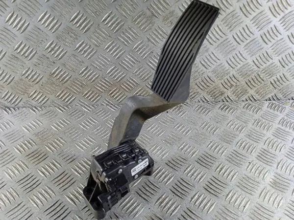 Gasreglagepotentiometer OEM 9202342 för Opel Zafira B image 2