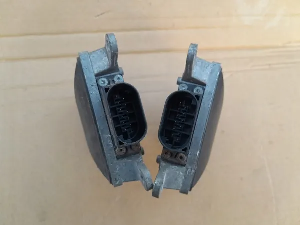 OEM 8T0907568B Sokean kulman moduuli Audi image 3