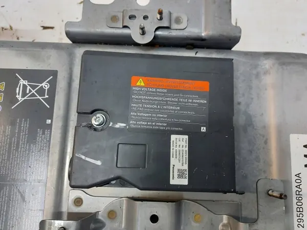 Batería Nissan usada OEM 295B06RA0A para X-Trail image 4